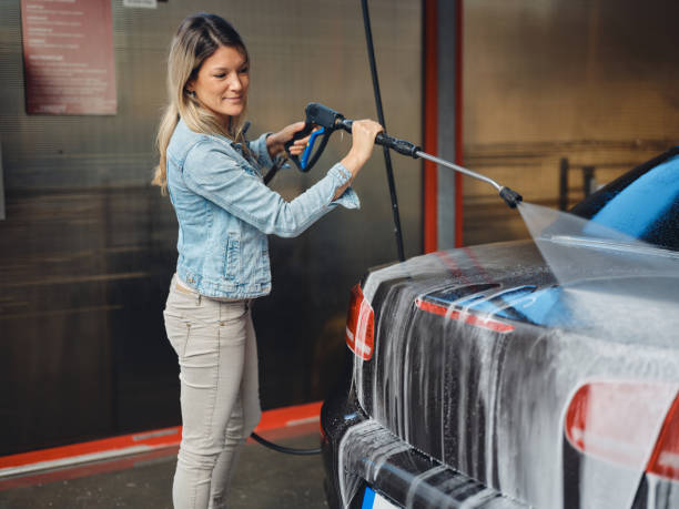 Why Choose Our Certified Pressure Washing Experts for Your Project Needs in Fall City, WA?